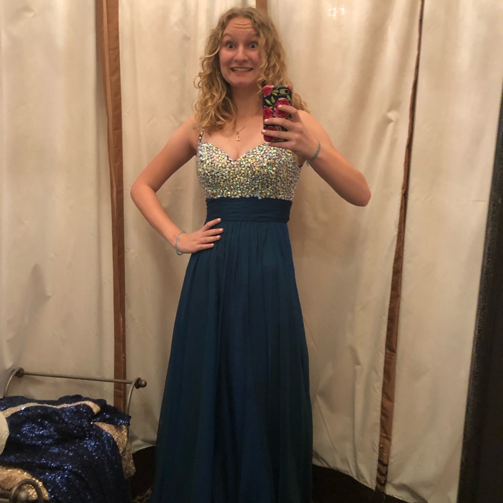 Pageant / Prom Dress - Picture 4 of 4